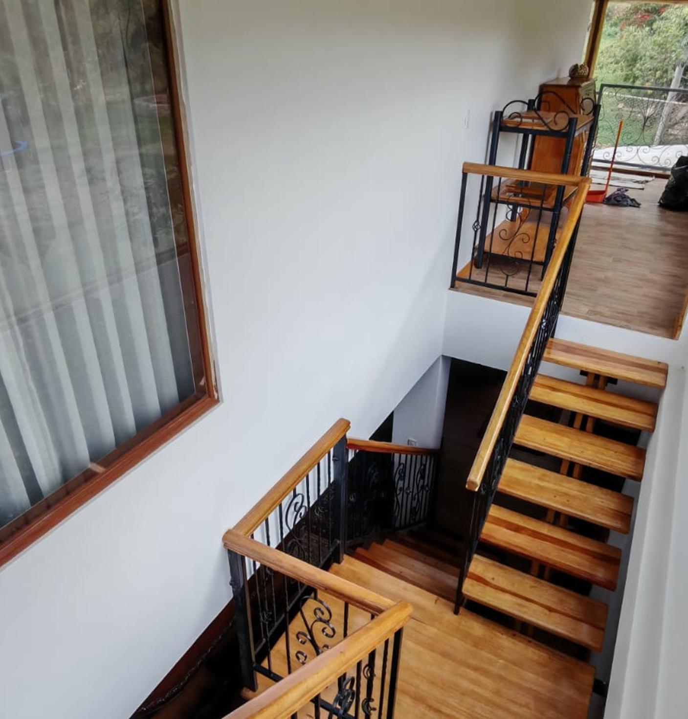 escalera2_1407x1470